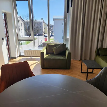 Center Apartment *